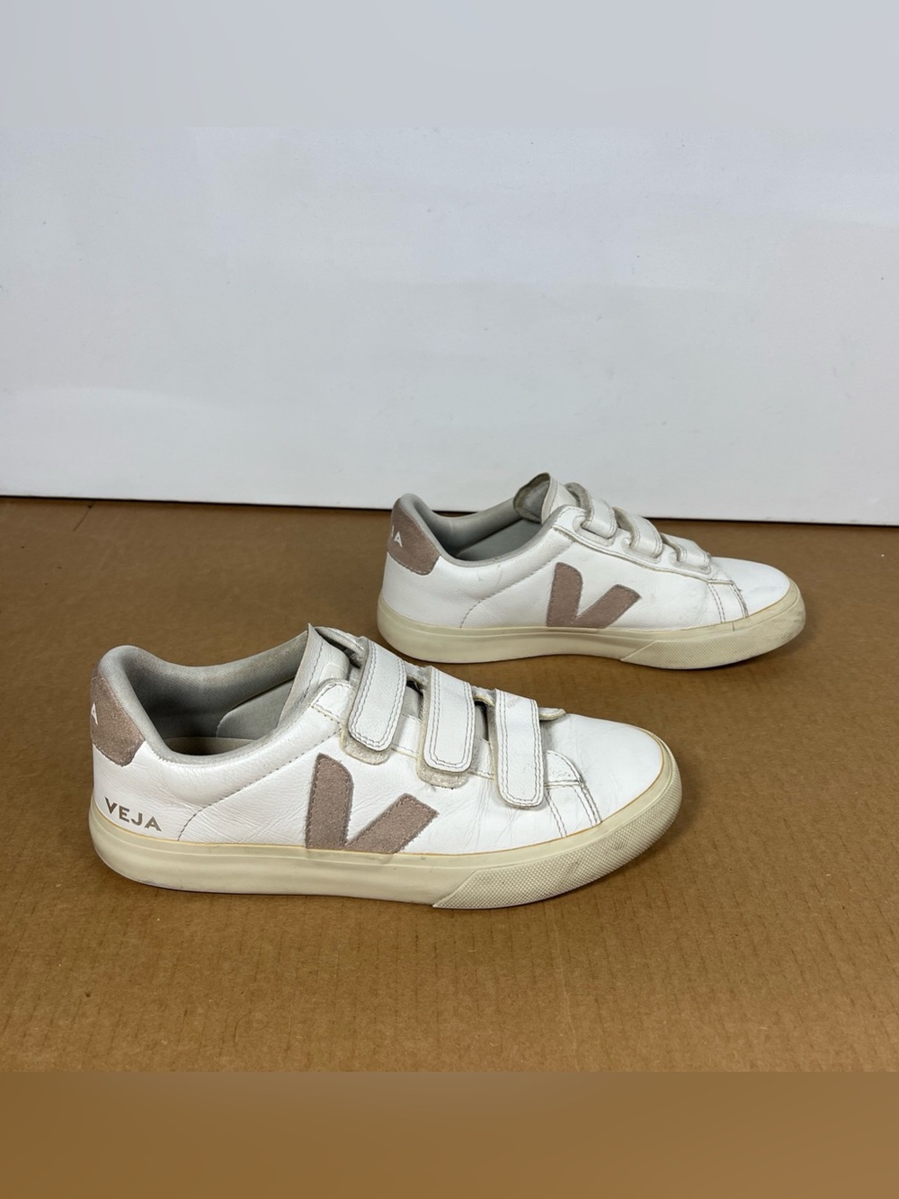 Veja Recife Shoes White Natural Leather Sneakers Triple Strap Womens 9.5